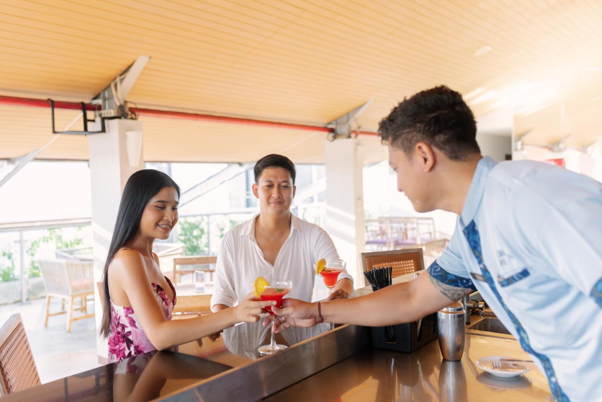Kuta Beach Hotel Zewnętrze zdjęcie
