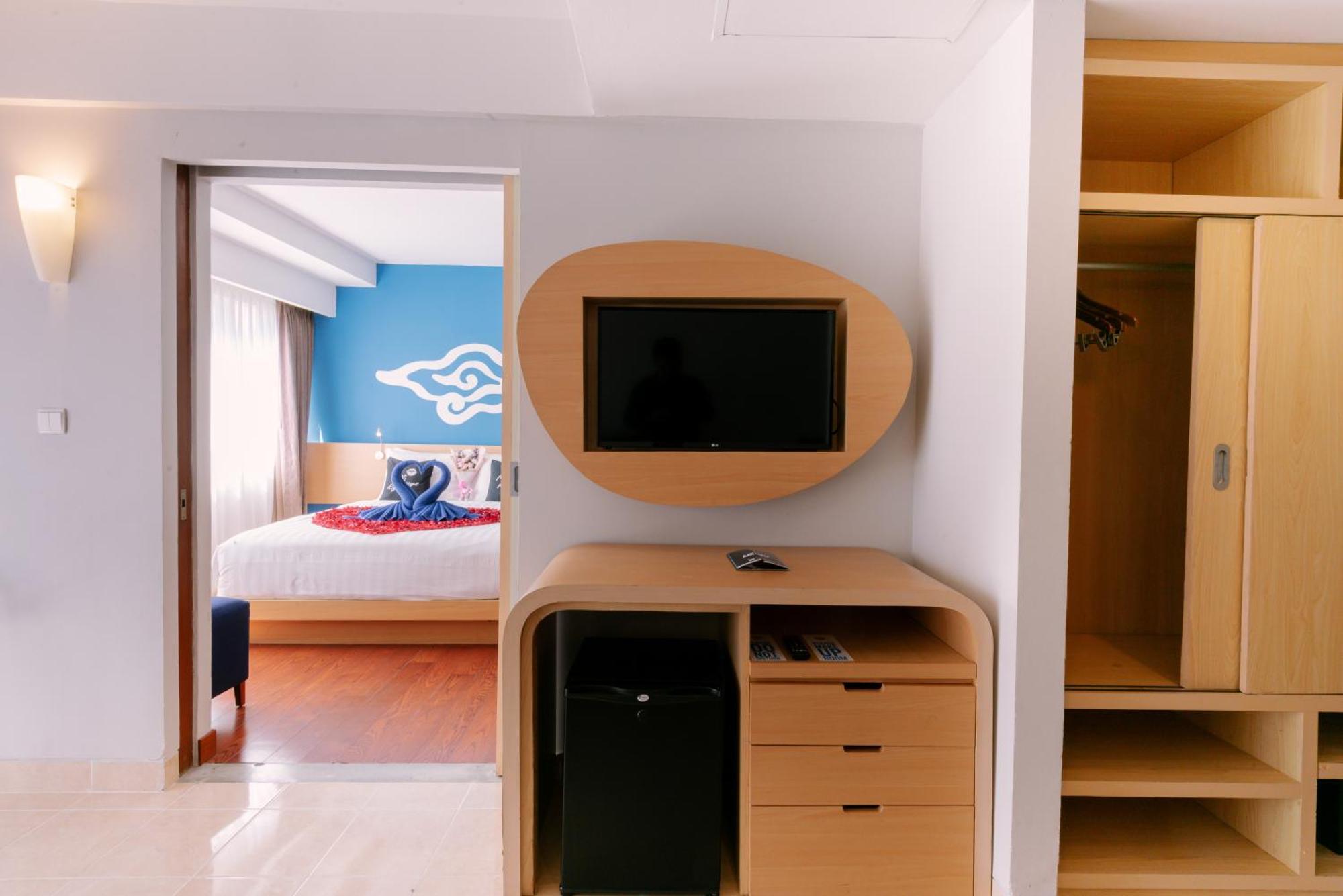 Kuta Beach Hotel Zewnętrze zdjęcie