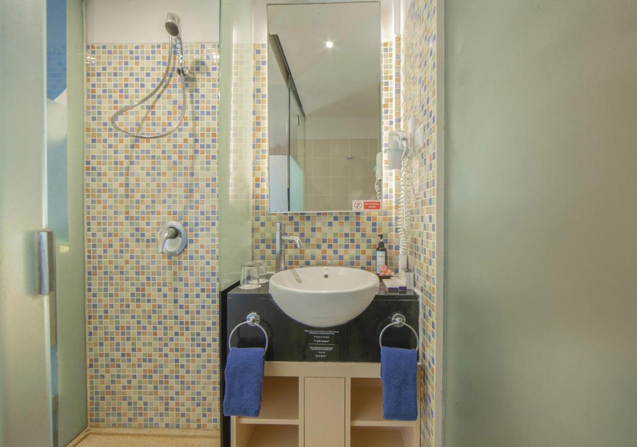 Kuta Beach Hotel Zewnętrze zdjęcie